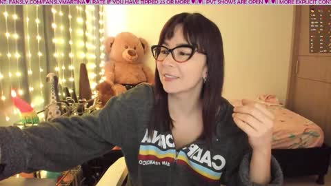 Snapshot of martinatina chatting on February 1, 2026, 7:23 pm MARTINA online show from February 1, 2026, 7:23 pm