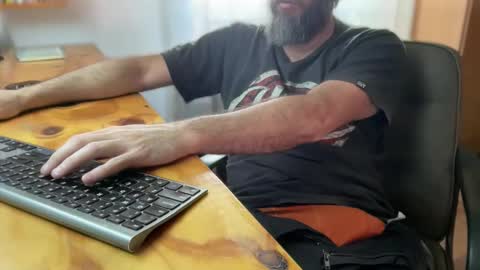 Snapshot of martincito22xl chatting on October 9, 2025, 11:52 am Martincito online show from October 9, 2025, 11:52 am