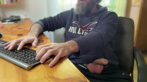 Snapshot of martincito22xl chatting on November 6, 2025, 1:12 pm Martincito online show from November 6, 2025, 1:12 pm