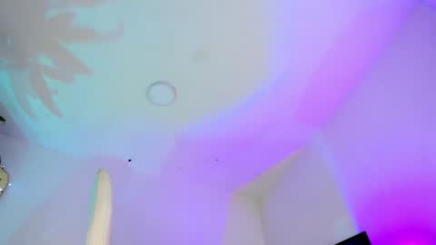 Snapshot of martinna_0 chatting on February 10, 2025, 10:09 pm Wendy Independent model online show from February 10, 2025, 10:09 pm