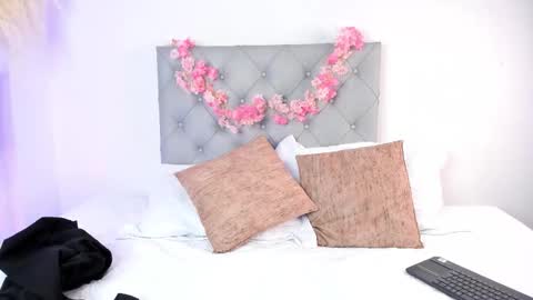 Martina and Anastasia online show from October 23, 2025, 9:13 pm