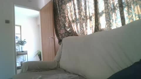 martinrgbxxxx online show from August 1, 2026, 8:57 am