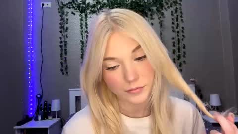 Lisa online show from January 8, 2026, 5:04 pm