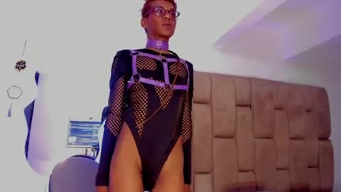 Snapshot of marxin_turner chatting on June 19, 2026, 10:35 pm marxin online show from June 19, 2026, 10:35 pm
