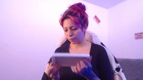                      100   online show from October 20, 2025, 5:02 pm