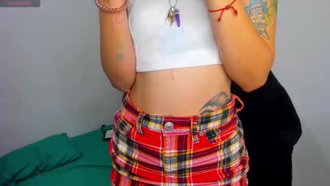 mary_magic online show from September 10, 2025, 5:51 am