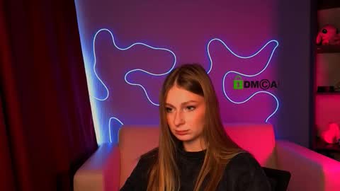 Mary online show from November 28, 2025, 10:29 am