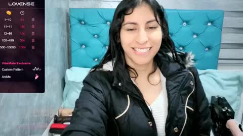 Snapshot of mary_mood_ chatting on January 9, 2025, 11:03 am Mary Moon online show from January 9, 2025, 11:03 am