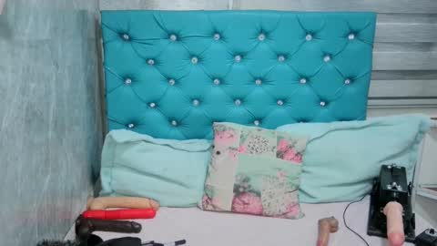 Snapshot of mary_mood_ chatting on March 4, 2025, 11:40 am Mary Moon online show from March 4, 2025, 11:40 am