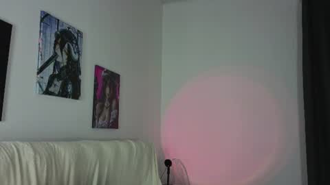 Snapshot of mary_wester chatting on July 7, 2026, 9:57 am Mary online show from July 7, 2026, 9:57 am