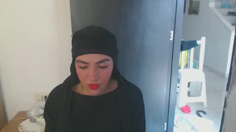 Snapshot of maryam_arabicmilk chatting on December 6, 2024, 7:01 pm maryam_arabicmilk online show from December 6, 2024, 7:01 pm