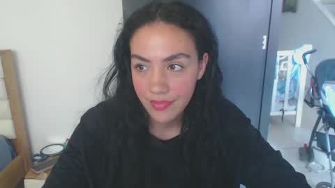 Snapshot of maryam_arabicmilk chatting on December 12, 2024, 3:37 pm maryam_arabicmilk online show from December 12, 2024, 3:37 pm