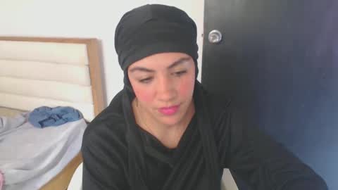 Snapshot of maryam_arabicmilk chatting on January 10, 2025, 8:37 pm maryam_arabicmilk online show from January 10, 2025, 8:37 pm