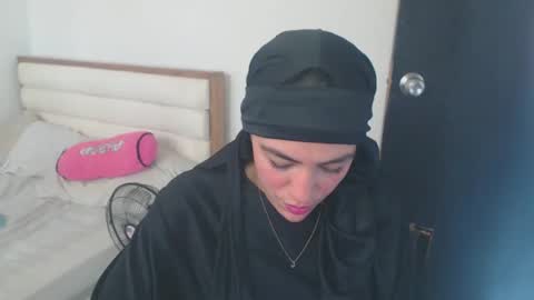 Snapshot of maryam_arabicmilk chatting on January 15, 2025, 4:00 pm maryam_arabicmilk online show from January 15, 2025, 4:00 pm