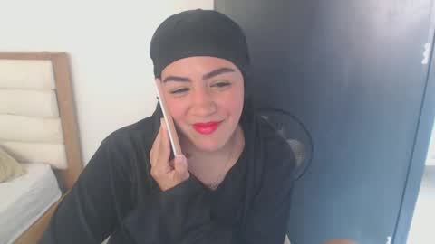 Snapshot of maryam_arabicmilk chatting on March 5, 2025, 2:12 pm maryam_arabicmilk online show from March 5, 2025, 2:12 pm