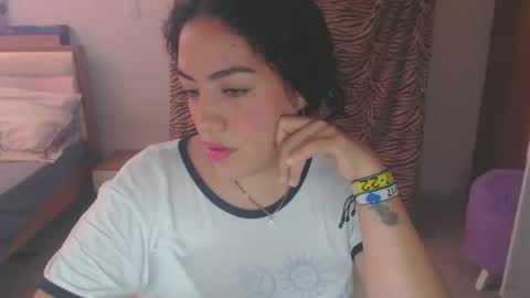 Snapshot of maryam_arabicmilk chatting on October 21, 2025, 2:51 pm maryam_arabicmilk online show from October 21, 2025, 2:51 pm