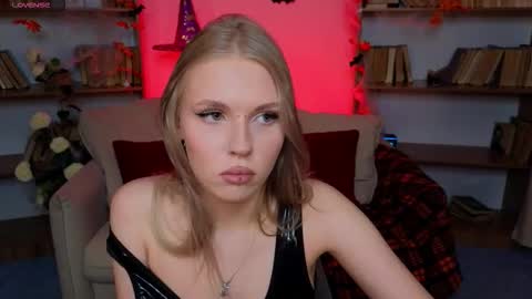 Snapshot of maryan_aa chatting on October 21, 2025, 3:29 am Maryana online show from October 21, 2025, 3:29 am
