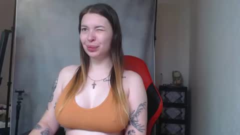 MaryHotLoves online show from October 24, 2025, 9:06 am