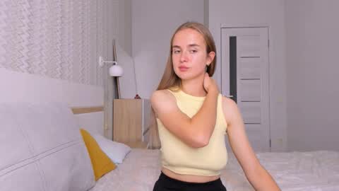 Mari online show from October 10, 2025, 6:23 am