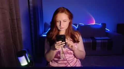 SirenVictoria online show from July 12, 2026, 7:27 pm