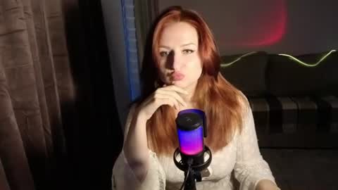 SirenVictoria online show from July 19, 2026, 6:44 pm