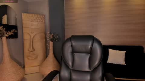 Snapshot of marylewis_ chatting on June 22, 2026, 12:24 pm Mary online show from June 22, 2026, 12:24 pm
