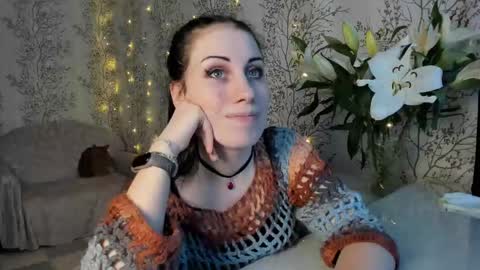 Snapshot of marylou_ chatting on February 25, 2025, 11:30 am Mary Lou online show from February 25, 2025, 11:30 am