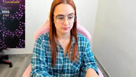 Snapshot of maryluna95 chatting on January 5, 2025, 9:14 pm Dulce Maria online show from January 5, 2025, 9:14 pm
