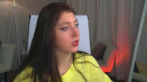 Mary Miller online show from October 2, 2025, 9:38 am