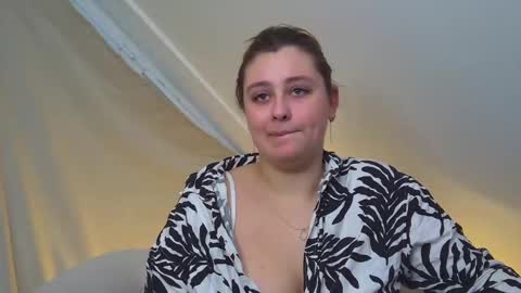 MaryMurrays online show from November 19, 2025, 6:57 am