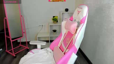 Snapshot of maryshiotta chatting on January 26, 2025, 8:14 am Mary online show from January 26, 2025, 8:14 am