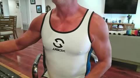 Snapshot of mascmuscle49 chatting on January 15, 2026, 10:02 pm mascmuscle49 online show from January 15, 2026, 10:02 pm