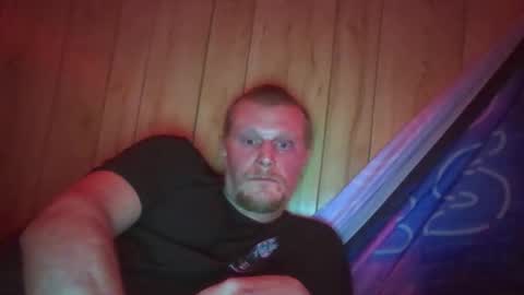 mascsissie online show from December 20, 2024, 5:40 pm