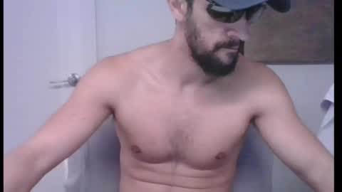 Snapshot of mascuhunk chatting on February 22, 2025, 4:51 am mascuhunk online show from February 22, 2025, 4:51 am