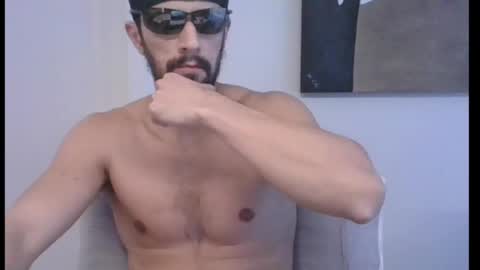 Snapshot of mascuhunk chatting on February 22, 2025, 5:46 pm mascuhunk online show from February 22, 2025, 5:46 pm