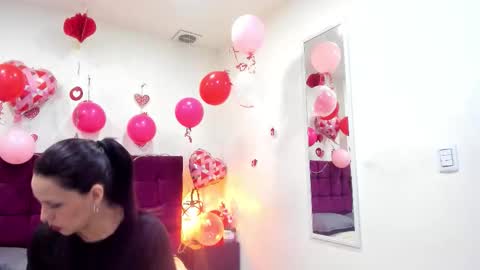 MashaPink online show from February 17, 2026, 12:45 pm