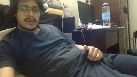 mashup2 online show from December 4, 2025, 11:46 pm