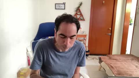 Masked Latin Noir online show from April 13, 2026, 4:12 pm