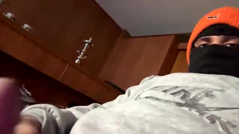 MaskedMan online show from December 20, 2024, 2:38 pm