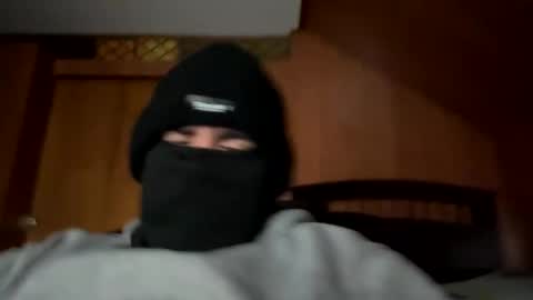 MaskedMan online show from December 31, 2024, 11:17 pm