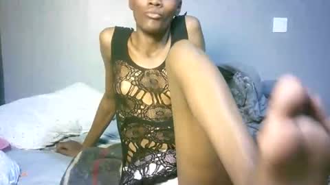 maskgang001 online show from October 15, 2025, 1:50 am