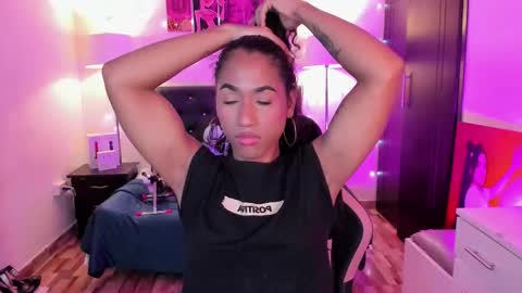 massielhot online show from January 18, 2026, 6:12 pm