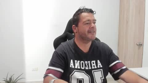 massimo_danger online show from November 6, 2025, 3:46 pm