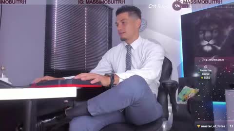 Snapshot of massimo_g chatting on January 30, 2025, 2:47 pm I am Massimo online show from January 30, 2025, 2:47 pm