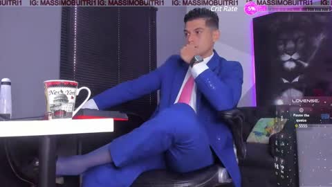 Snapshot of massimo_g chatting on March 7, 2025, 2:23 pm I am Massimo online show from March 7, 2025, 2:23 pm