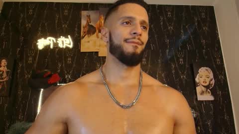 massimo_greco2 online show from October 2, 2025, 9:55 pm