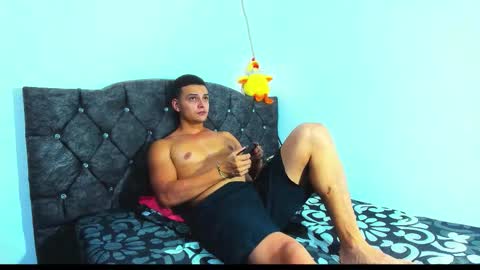 Massimo online show from February 9, 2026, 1:53 am