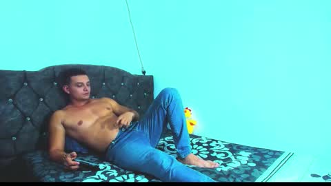 Massimo online show from February 9, 2026, 8:02 pm