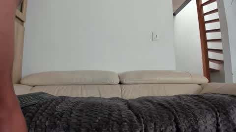 Domi online show from October 12, 2025, 9:03 pm