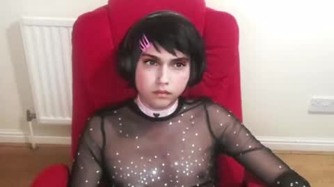 master_and_doll_ online show from December 5, 2024, 10:34 pm
